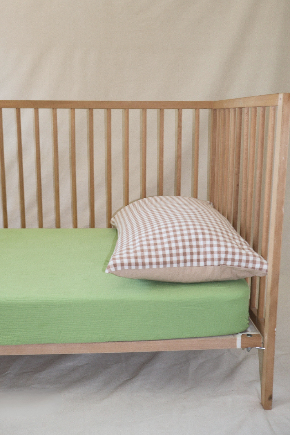 Baby Muslin Cot Sheet | Apple