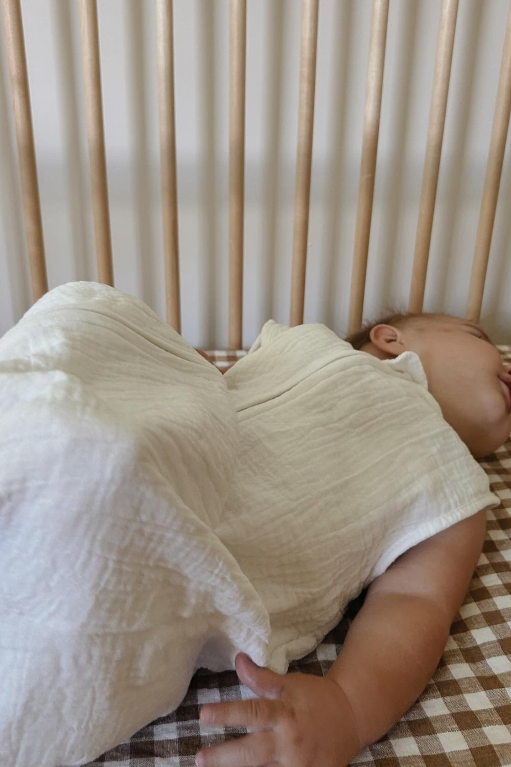 Organic Cotton Muslin Baby sleeping bag - white