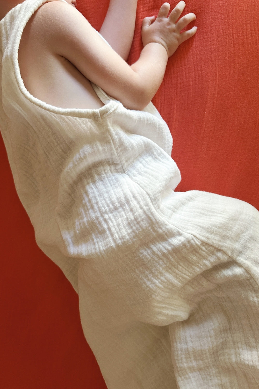Organic Cotton Muslin Baby sleeping bag - white